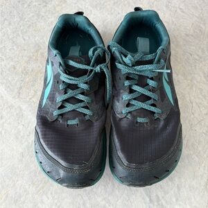 Altra Lone Peak 6 Womens Size 9.5 Green Trail Running Shoes Grey AL0A548E043